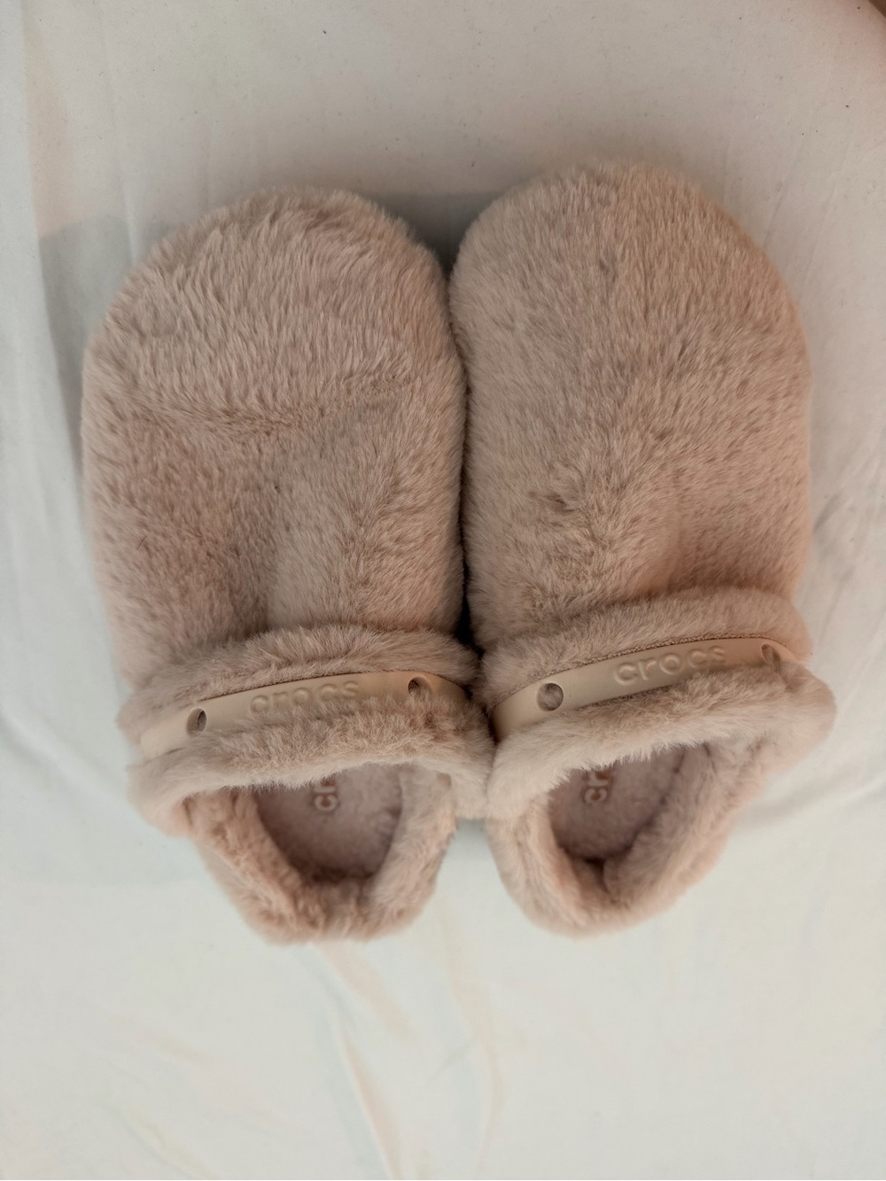 CROCS Kids Plush Clog Slippers in Blush Pink